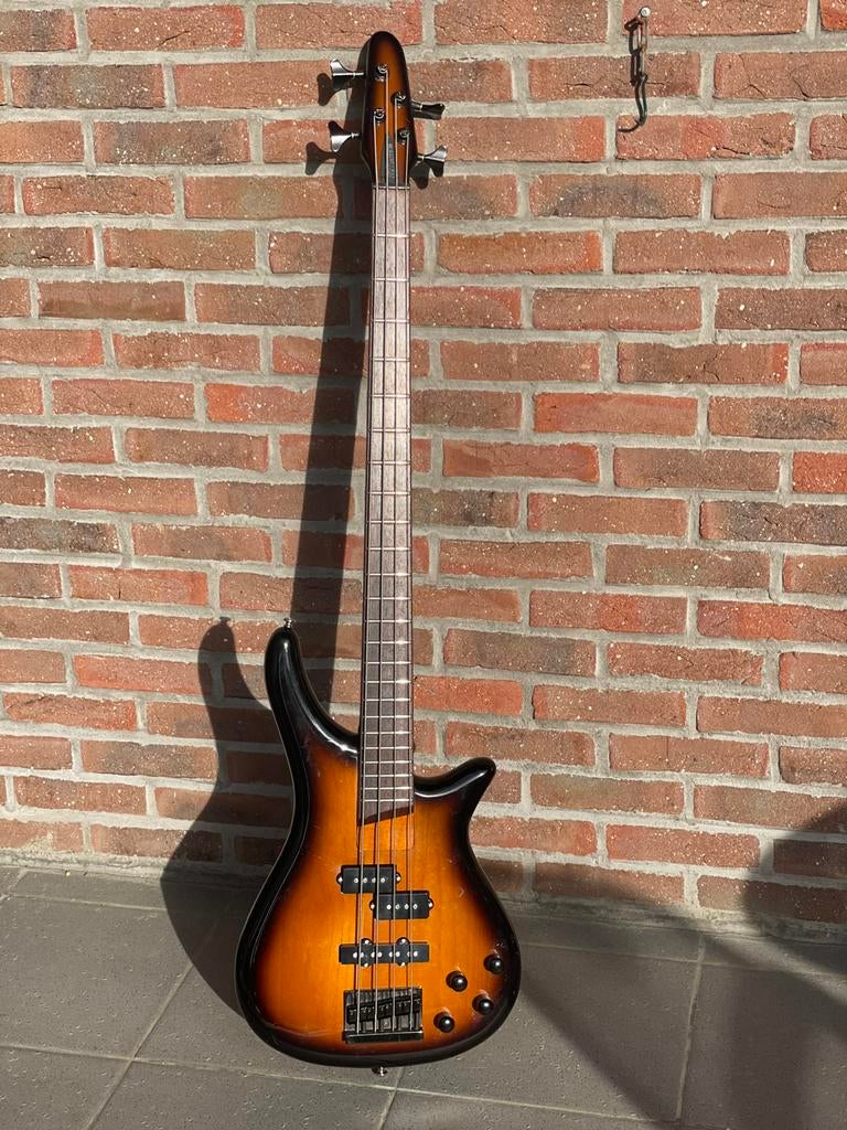 Bass Collection SB310 sunburst (1993), Muziek en Instrumenten, Ophalen, Zo goed als nieuw