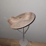 Taupe beige fascinator, Ophalen of Verzenden, Zo goed als nieuw, One size fits all