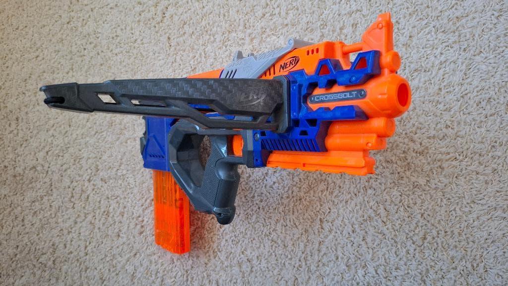 Nerf Crossbolt (getest en met pijltjes), Ophalen of Verzenden, Gebruikt