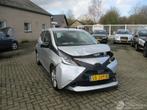 Toyota Aygo 1.0 VVT-i x-fun REST BPM €300,-! (bj 2018), Handgeschakeld, Toyota, Zilver of Grijs, 998 cc