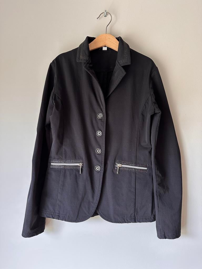 Zwart wedstrijdjasje met glitters maat 152, Kinderen en Baby's, Ophalen of Verzenden, Zo goed als nieuw, Jongen of Meisje, Jas