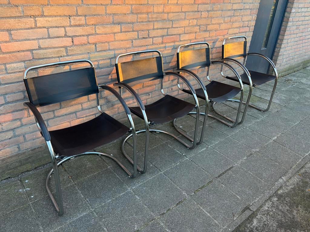 4 Vintage Sledestoelen, lijkt  op S34 Mart Stam/ MG5, Ophalen, Zwart, Leer, Zo goed als nieuw
