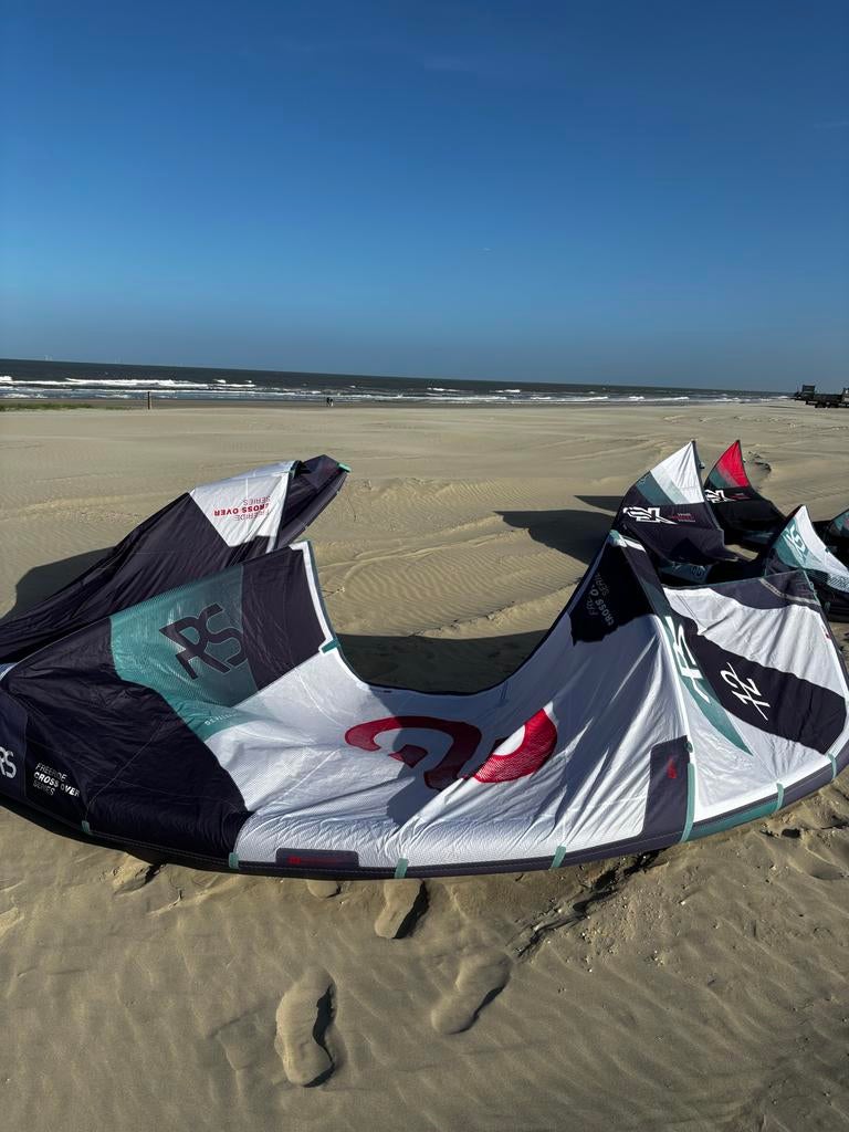 Eleveight RS V8 (2025) 12m2, Watersport en Boten, Geen board, Ophalen of Verzenden, Zo goed als nieuw, Kite