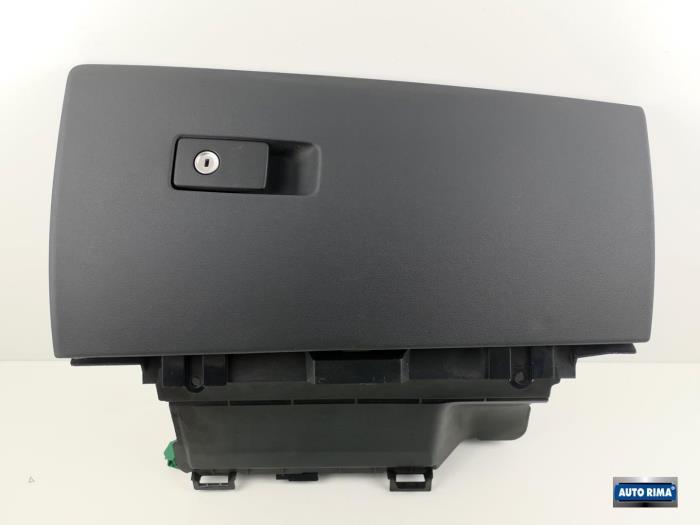 Dashboardkastje van een Volvo V70, Auto-onderdelen, Dashboard en Schakelaars, Gebruikt, 3 maanden garantie, Ophalen of Verzenden