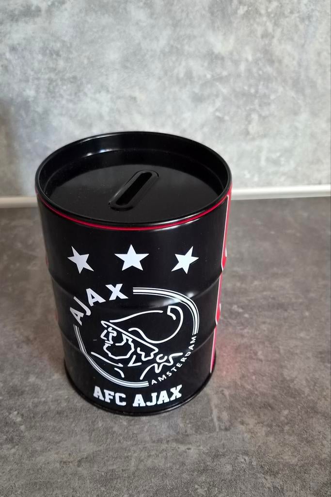Ajax spaarpot., Verzamelen, Spaarpotten, Ophalen of Verzenden, Nieuw, Steen, Aardewerk of Keramiek, Dier