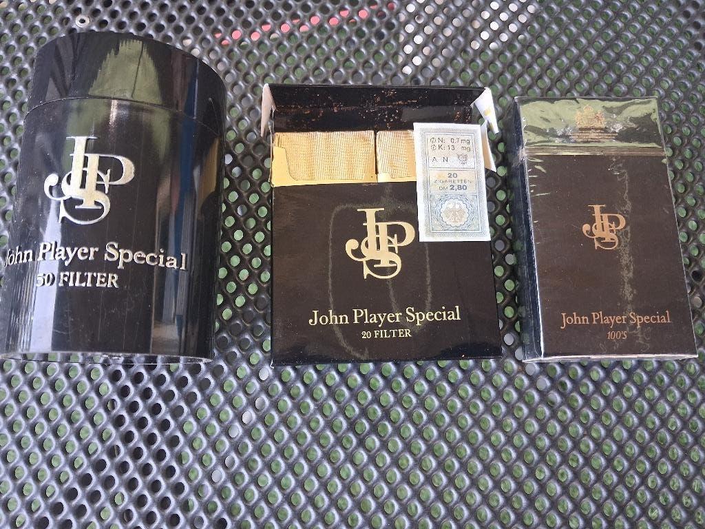 Mooie oude pakjes JPS sigaretten, Verzamelen, Ophalen of Verzenden, Zo goed als nieuw, Tabaksdoos of Verpakking