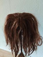 2 pruiken blond en bruin, Ophalen of Verzenden, Carnaval