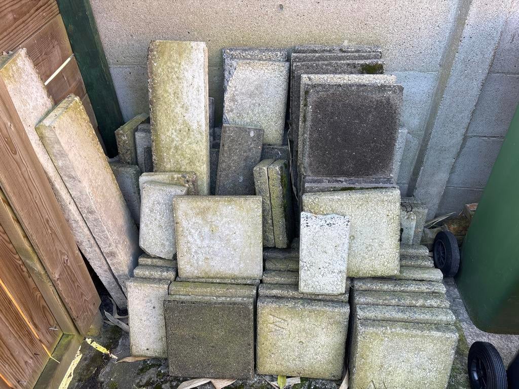 Tuintegels 30x30 en opsluitbanden, Ophalen, Gebruikt, 5 tot 10 m², Beton