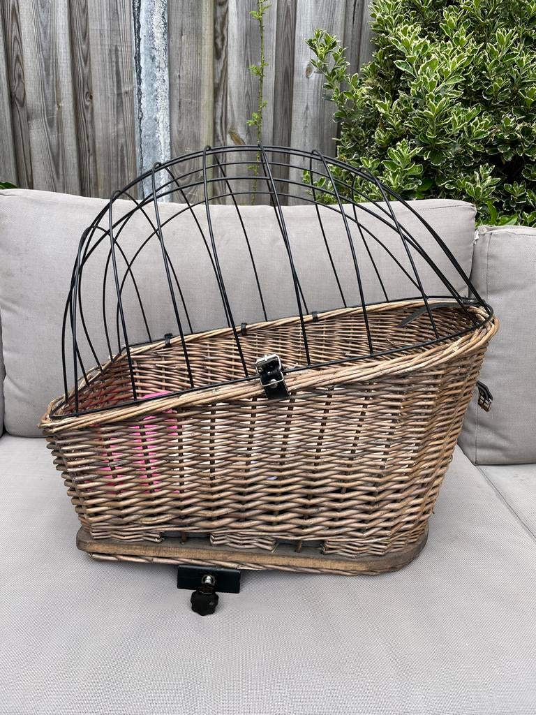 Fietsmand hond of kat achterop, Ophalen of Verzenden, Gebruikt, Fietsmand