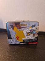 Celebrations 25 years Collector Chest. Pokémon TCG, Hobby en Vrije tijd, Verzamelkaartspellen | Pokémon, Ophalen of Verzenden