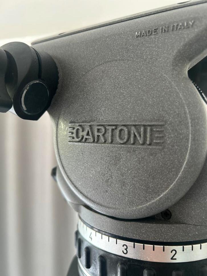 Cartoni videstatief met tas en Sachtler beschermkoker, Audio, Tv en Foto, Professionele Audio-, Tv- en Video-apparatuur, Video
