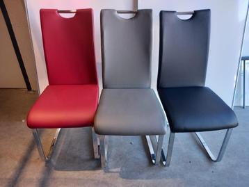 2 Slede stoelen beschikbaar voor biedingen