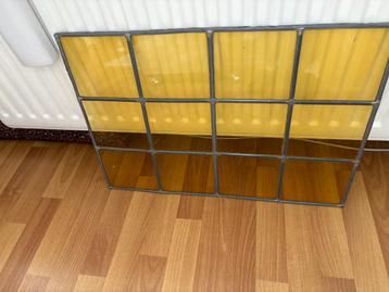 Glas in lood beschikbaar voor biedingen