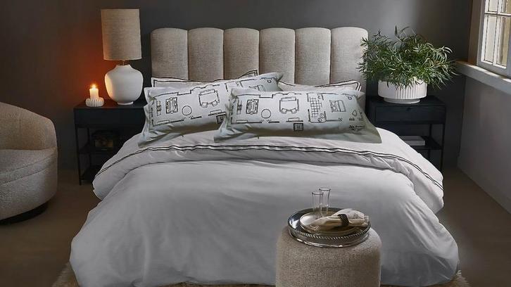 Rivièra maison le hotel pillows cover
1+1 gratis, Huis en Inrichting, Woonaccessoires | Kussens, Nieuw, Ophalen of Verzenden