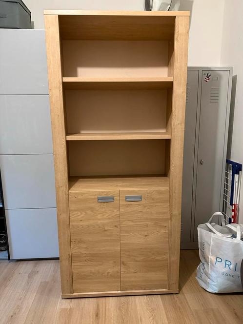 Stevige kast, Huis en Inrichting, Kasten | Boekenkasten, Gebruikt, 50 tot 100 cm, 150 tot 200 cm, 25 tot 50 cm, Met deur(en), Met plank(en)
