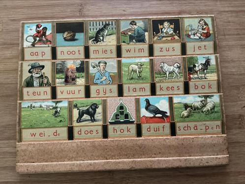 Leesplankje AAP NOOT MIES etc mét letters, Antiek en Kunst, Curiosa en Brocante, Ophalen