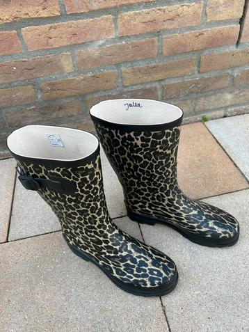 Regenlaarzen maar 37 beschikbaar voor biedingen