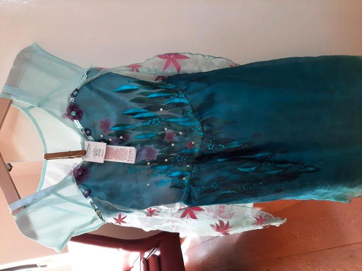 Disney store frozen jurk tot 104 als nieuw met mooie details, Kinderen en Baby's, Carnavalskleding en Verkleedspullen, Ophalen of Verzenden