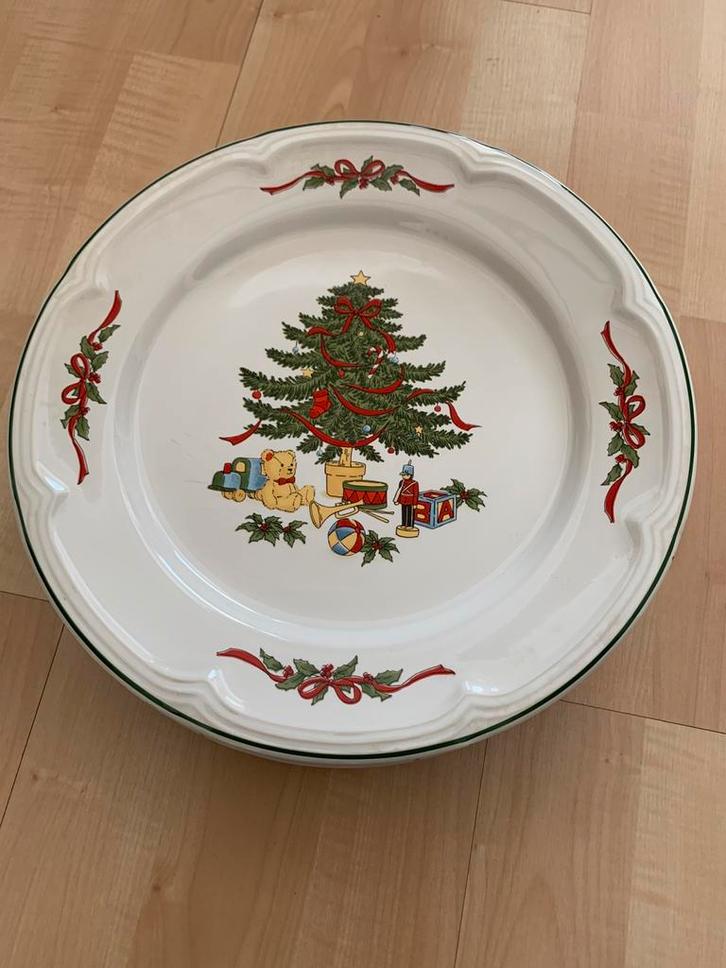 Kerst zes grote Dinerborden Vitromaster, Antiek en Kunst, Antiek | Servies los, Ophalen