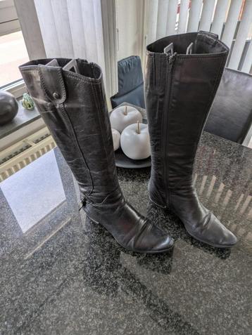 Leren Laarzen beschikbaar voor biedingen