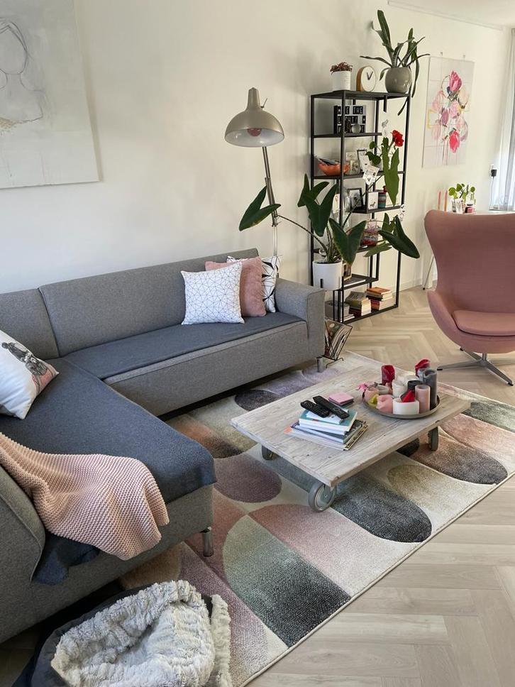 Kwantum vloerkleed met pastel kleuren, Huis en Inrichting, Stoffering | Tapijten en Kleden, Zo goed als nieuw, 200 cm of meer