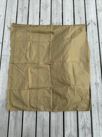 Parachute stof brits? Ww2 beschikbaar voor biedingen