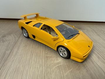 Collectie Bburago 1:18 modelauto's beschikbaar voor biedingen