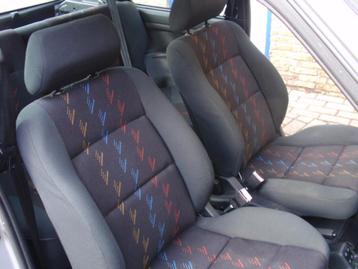 Interieur Rallye Peugeot 106. beschikbaar voor biedingen