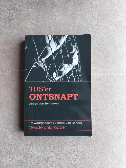 Tbs'ers ontsnapt door J. van Bemmelen, Boeken, Biografieën, Zo goed als nieuw, Ophalen of Verzenden