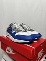 ALS NIEUW! Maat 45 - Nike Air Max 1 Atmos We Love Nike, Kleding | Heren, Schoenen, Overige kleuren, Verzenden, Nike, Nike
