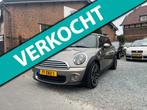 Mini Mini 1.6 One Chili ( Navigatie + Climate control ), Voorwielaandrijving, Euro 5, Gebruikt, Zwart