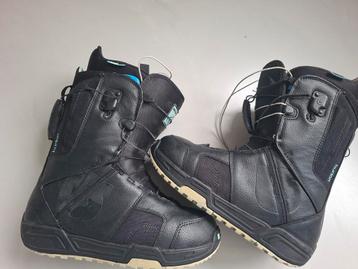 Burton Mint 8.5 / 40.5 beschikbaar voor biedingen