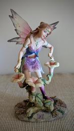 Beeld van elf: "Faery Glenn" - Mystibeat | Munro Enterprises, Verzamelen, Beelden en Beeldjes, Ophalen of Verzenden, Zo goed als nieuw