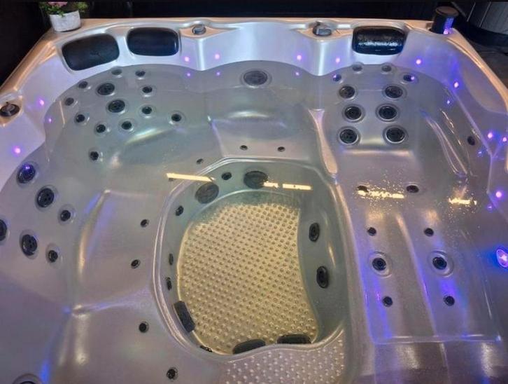 🐣BEIDE PAASDAGEN GEOPEND‍️‼️ VANDAAG BEZORGD ‼️ 5 PERSOONS, Tuin en Terras, Bubbelbaden en Hottubs, Nieuw, Filter, Ophalen of Verzenden