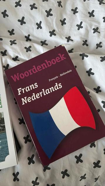 Woordenboek Frans-Nederlands beschikbaar voor biedingen