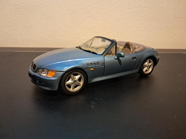 BMW Z3 1:18 Atlanta Blue UT-models, Hobby en Vrije tijd, Modelauto's | 1:18, Nieuw, Auto, UT Models, Ophalen of Verzenden