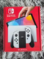 Nintendo Switch OLED + accessoires & 6 games - Als nieuw!, Online, 2 spelers, Zo goed als nieuw, Vanaf 7 jaar