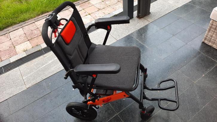Ultralichte Vouwbare Transportstoel met Handrem, Diversen, Rolstoelen, Zo goed als nieuw, Duwrolstoel, Inklapbaar, Ophalen