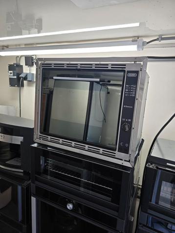 Grote Dometic oven grill spit in een. beschikbaar voor biedingen