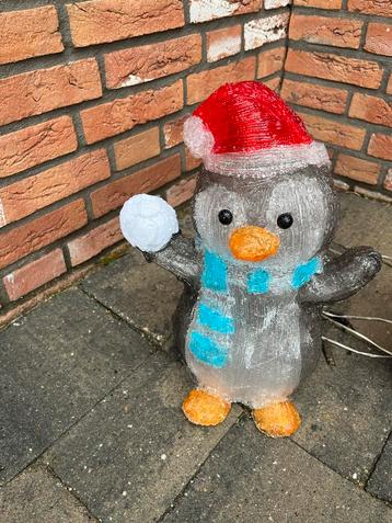 Lichtgevende Kerst Pinguïns & Sneeuwpoppen beschikbaar voor biedingen