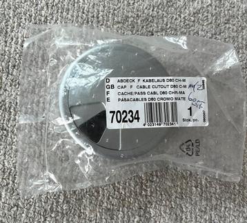 Kabel doorsluis nieuw grijs/zilver kleur beschikbaar voor biedingen