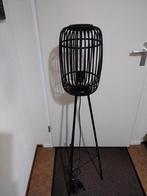 Zwarte Vloerlamp met Bamboe Kap - 132cm hoog, Huis en Inrichting, Lampen | Vloerlampen, Ophalen, 100 tot 150 cm, Zo goed als nieuw
