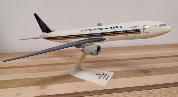 Singapore Airlines B777-200 - vliegtuig, Verzamelen, Luchtvaart en Vliegtuigspotten, Nieuw, Schaalmodel, Ophalen of Verzenden