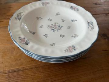 Bordenset van Royal Doulton, Lincoln 1983. beschikbaar voor biedingen
