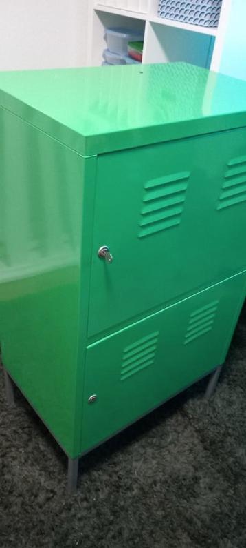 Groene lockerkast (ikea) beschikbaar voor biedingen