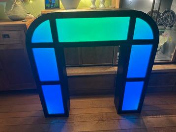 Eyecatcher Dj Booth met LED-show 1 x in stock beschikbaar voor biedingen
