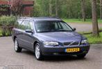 Volvo V70 2.4 Comfort Line | 2003 | Cruise | Nwe APK!, Auto's, Volvo, Voorwielaandrijving, Leder en Stof, Grijs, Euro 4