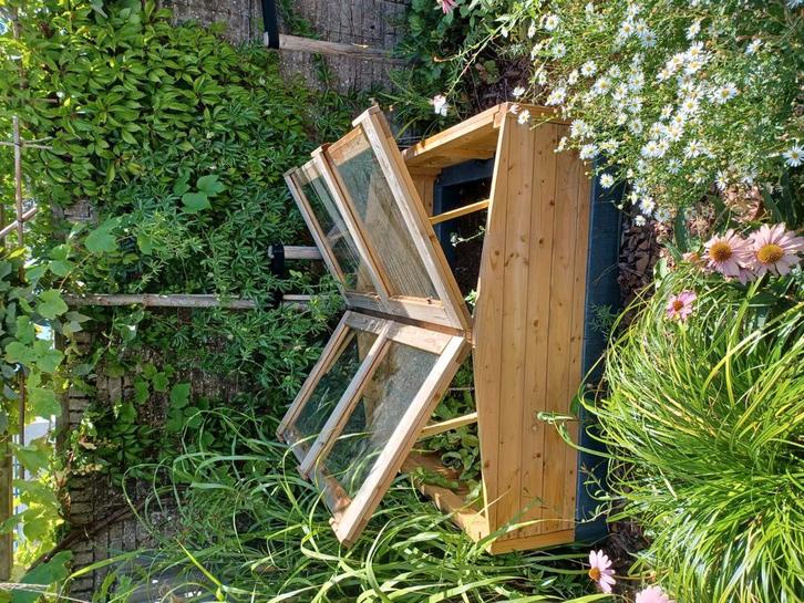 Houten broeikas vierkant met glazen deksel (veiligheidsglas), Tuin en Terras, Bergingen en Tuinkasten, Zo goed als nieuw, Hout