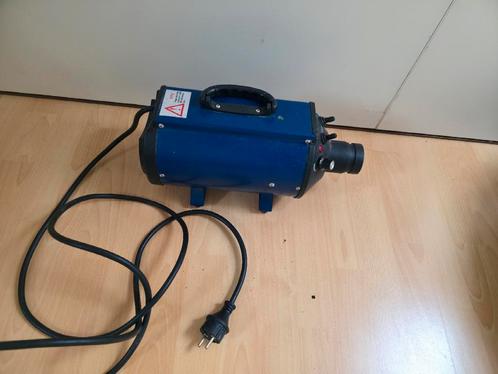 Waterblazer. Blaast de hond snel schoon en droog., Dieren en Toebehoren, Honden-accessoires, Zo goed als nieuw, Ophalen of Verzenden