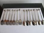 Verzilverde schelpen theelepels en gebakvorkjes., Antiek en Kunst, Ophalen